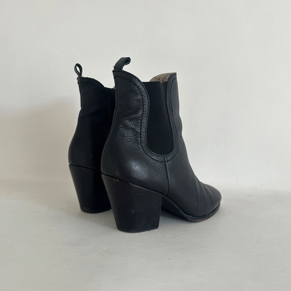 Rachel Comey nasseau black leather ankle boot sherpa lined chelsea booties 7.5 - Picture 7 of 10